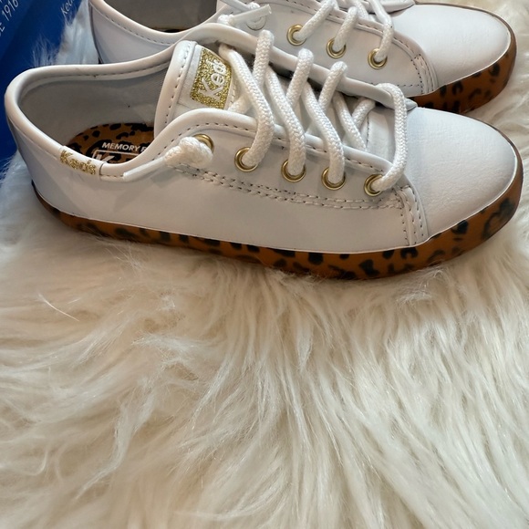 NEW Kids Keds White Sneakers with Leopard Accents - Picture 7 of 10